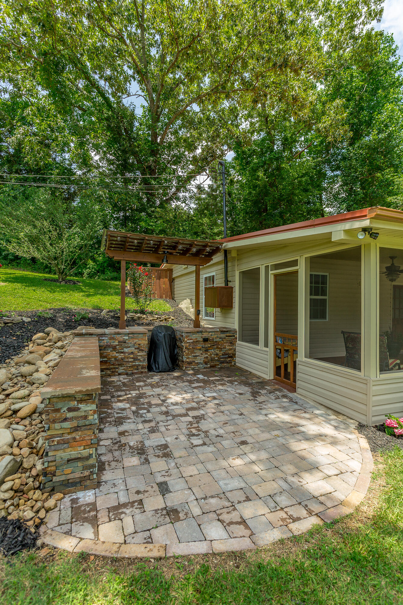 433 North Bowman Road Soddy Daisy, TN 37379 - Photo 42 of 53 433 N Bowman Road-10