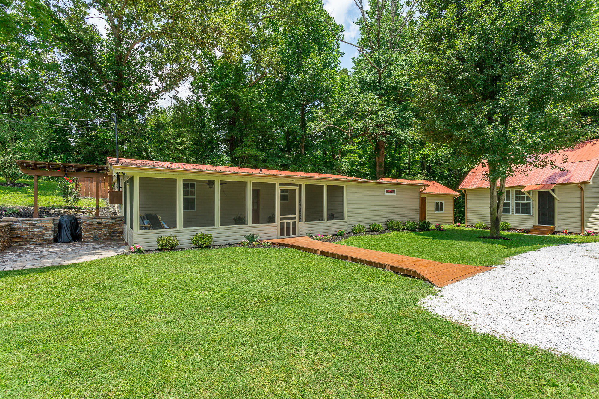 433 North Bowman Road Soddy Daisy, TN 37379 - Photo 51 of 53 433 N Bowman Road-8