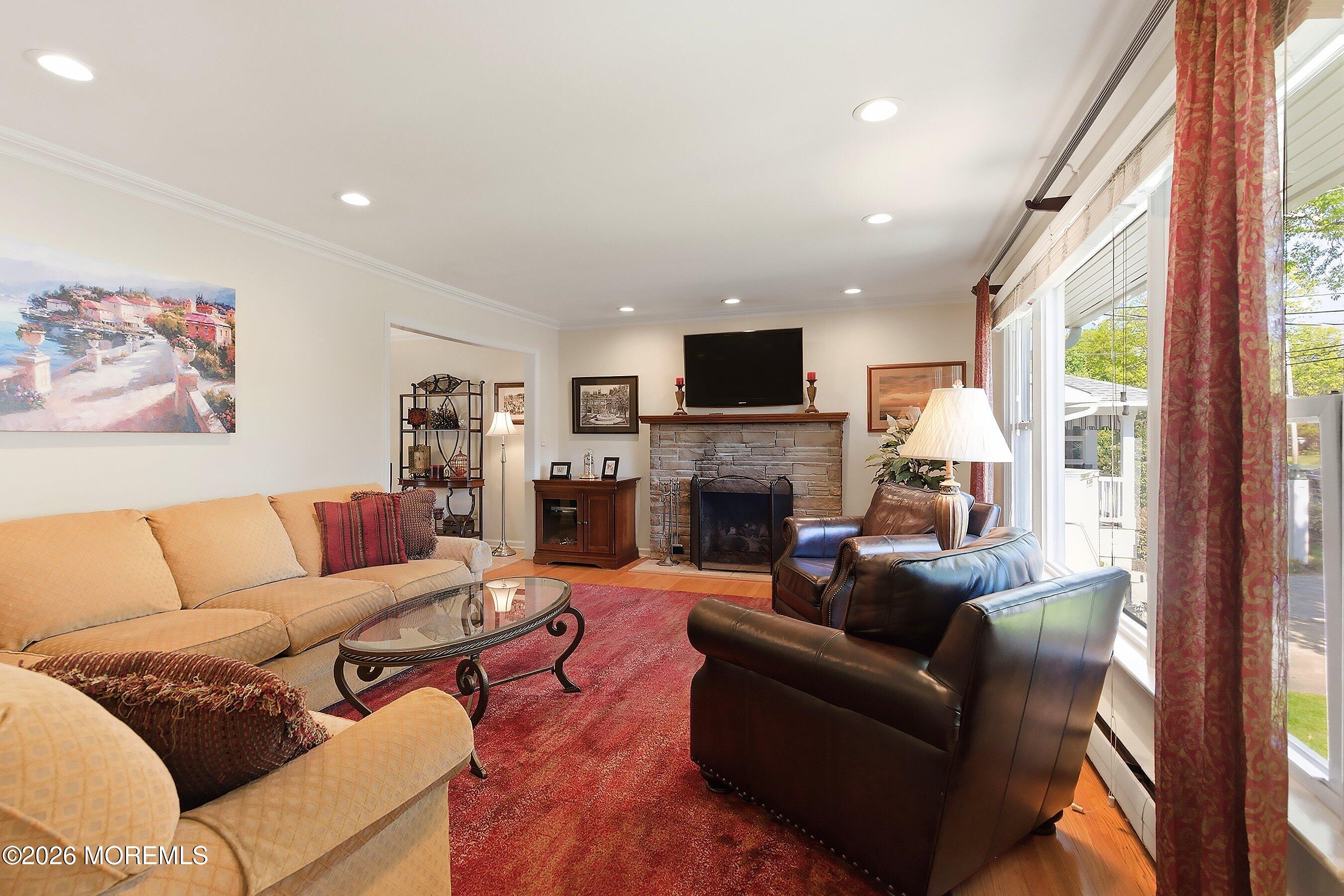 87 Manito Road Manasquan, NJ 08736 - Photo 4 of 48 09-Living 1B