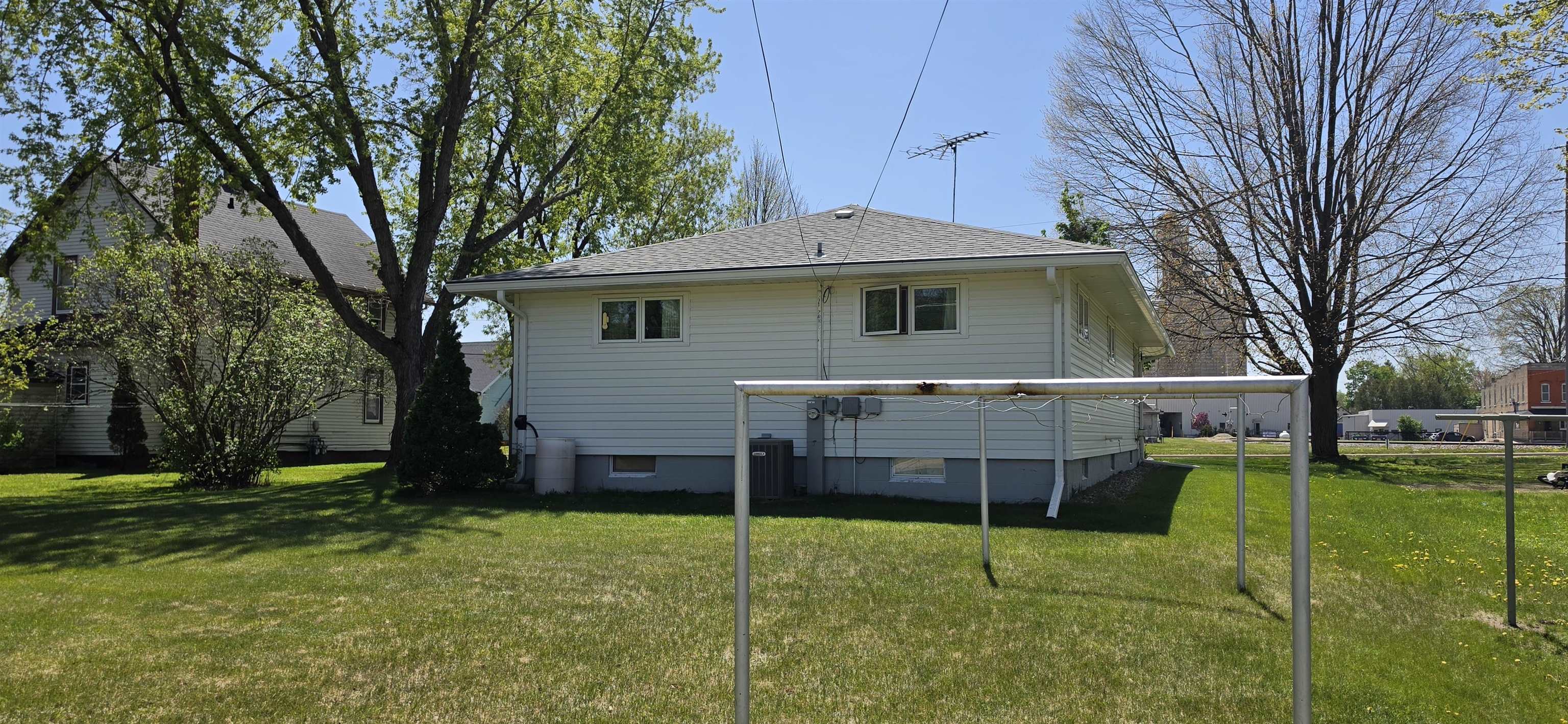 707 East 5th Street Shawano, WI 54166 - Photo 36 of 37