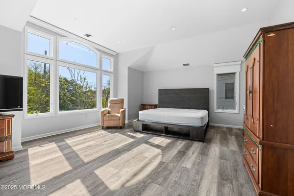 $3,000 | 230 Norwood Avenue, Deal, NJ 07723