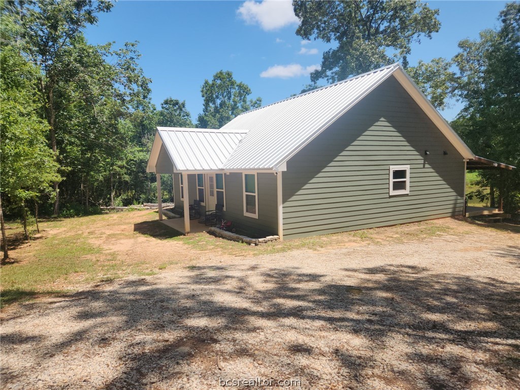 281 West Sierra Road Coldspring, TX 77331 - Photo 5 of 44 Gallery Image 5
