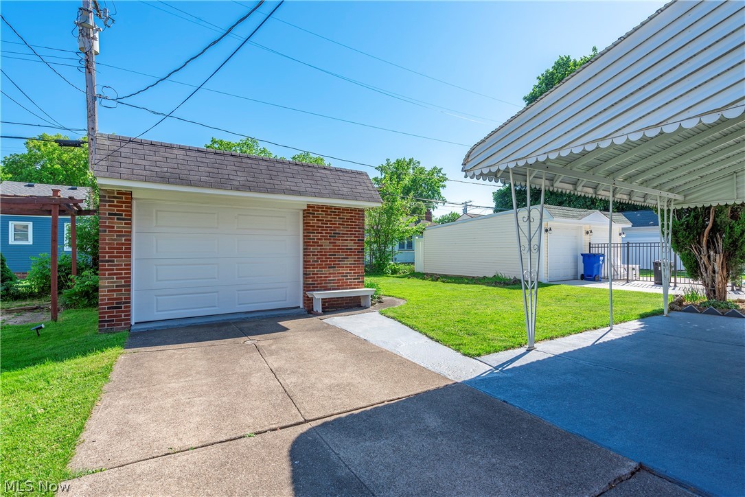 2401 Ralph Avenue Cleveland, OH 44109 - Photo 40 of 47 Gallery Image 40