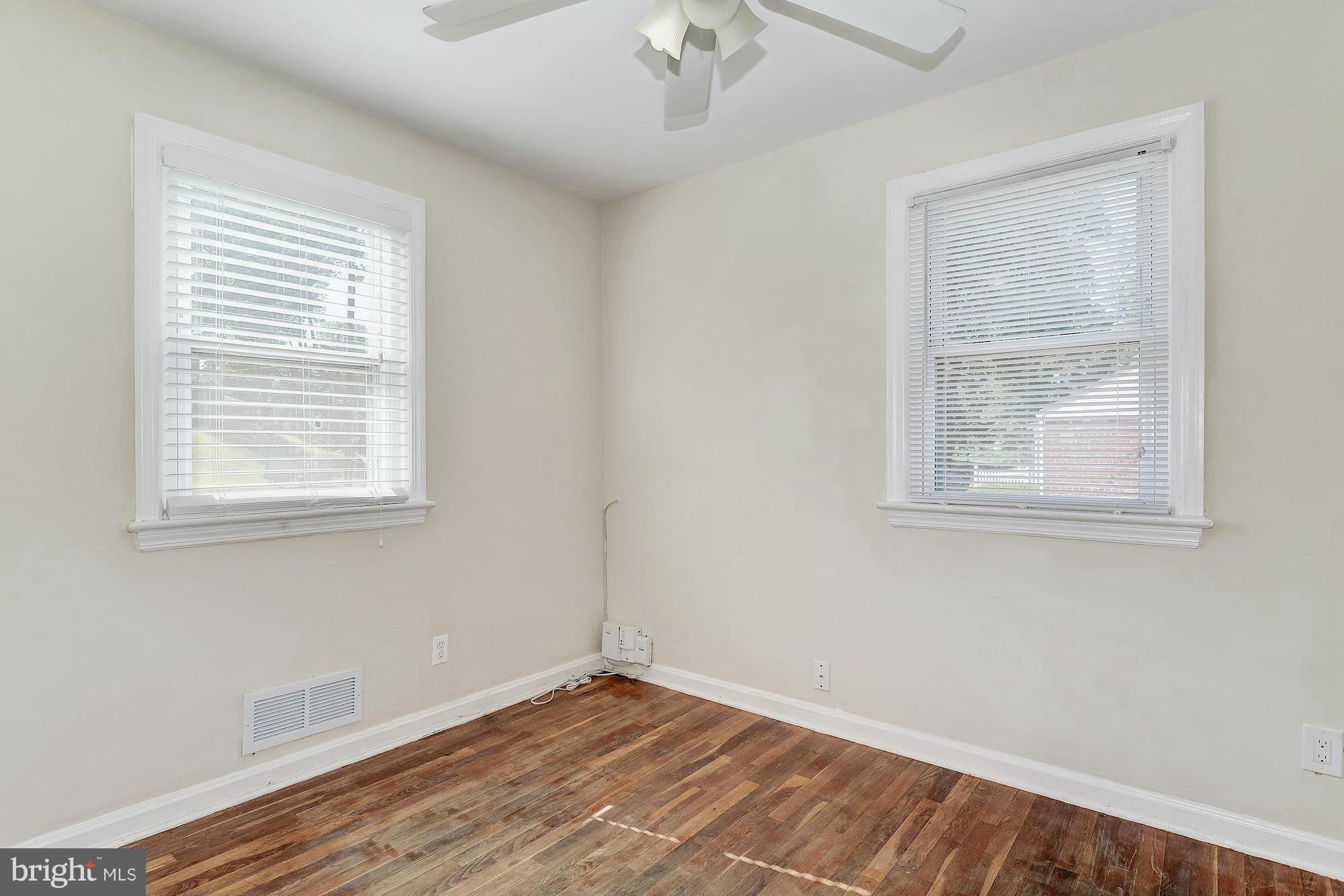 11615 Highview Avenue Silver Spring, MD 20902 - Photo 14 of 21 Bedroom 4