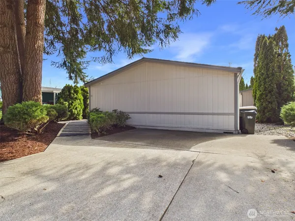 $139,900 | 5250 College Street Southeast, Unit 12, Lacey, WA 98503