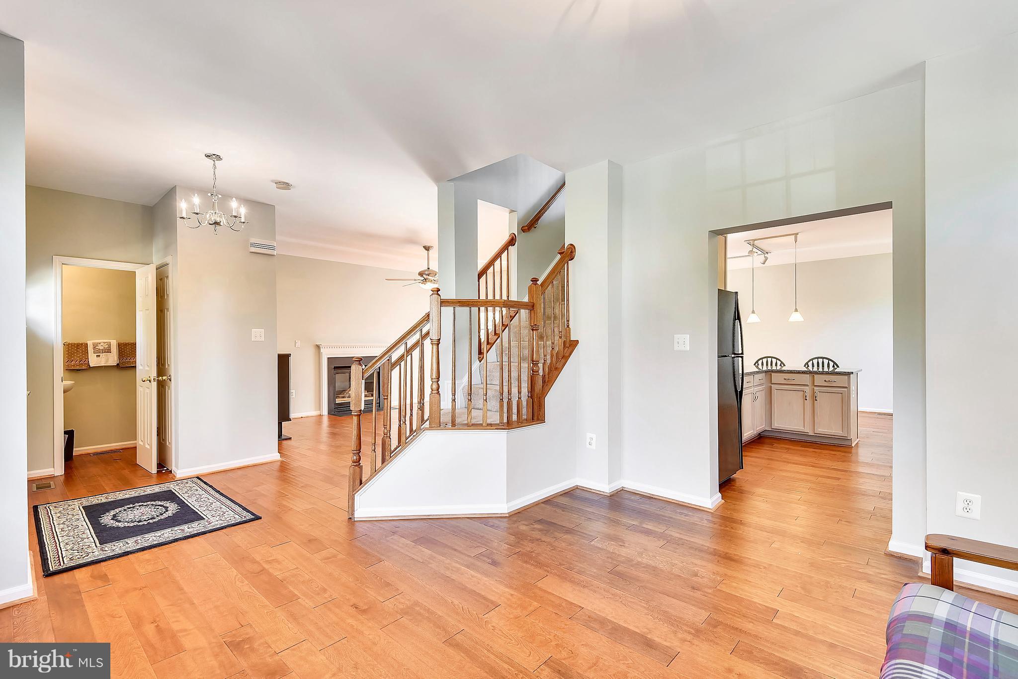 18105 Coachmans Road Germantown, MD 20874 - Photo 13 of 30 Living Room