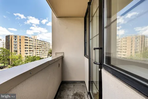 $359,900 | 1312 Massachusetts Avenue Northwest, Unit 503, Washington, DC 20005