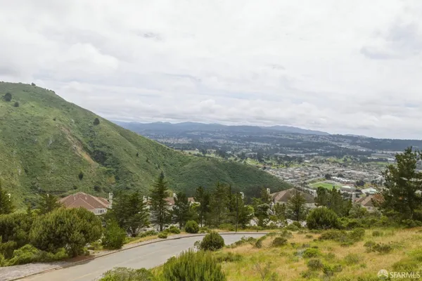 $748,000 | 743 Green Ridge Drive, Unit 1, Daly City, CA 94014