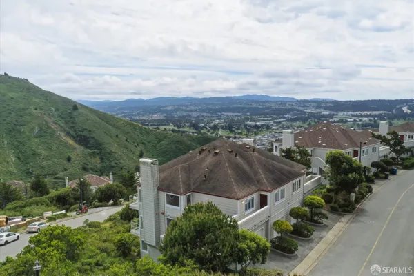 $748,000 | 743 Green Ridge Drive, Unit 1, Daly City, CA 94014