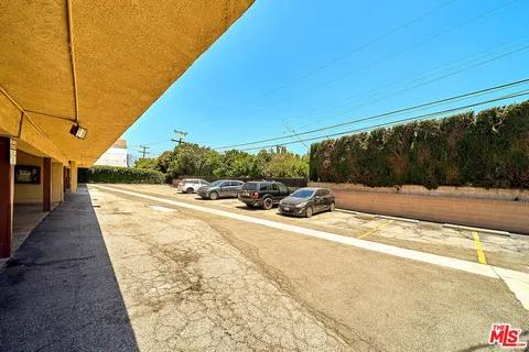 $6,000,000 | 1010 South Atlantic Boulevard, Alhambra, CA 91803