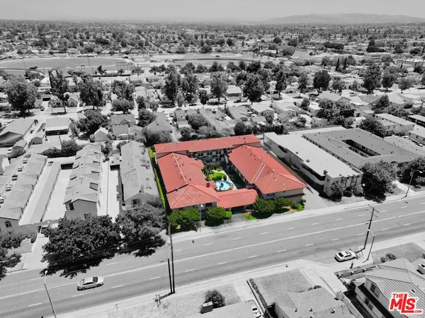 an aerial view of multiple house