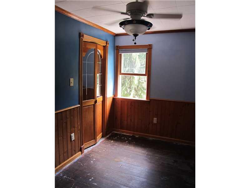 621 Metz Road Tarentum, PA 15084 - Photo 12 of 21 Bedroom. Second floor bedroom 12x09