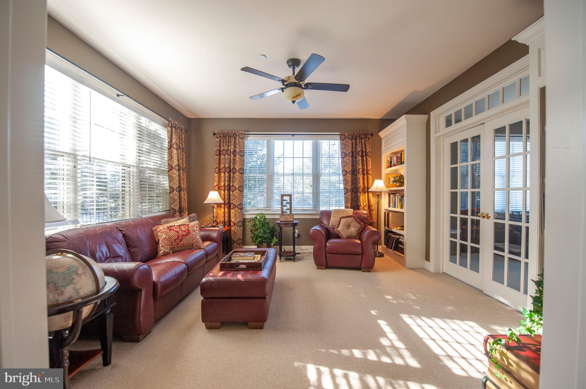 1054 Whitegate Road Wayne, PA 19087 - Photo 10 of 38