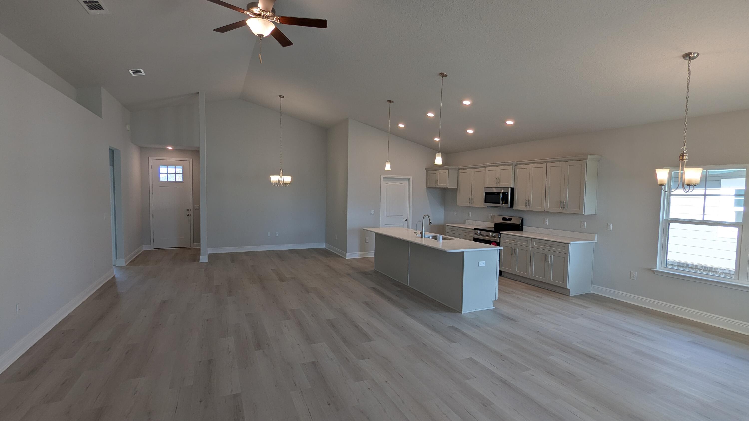 540 Alleyoak Lane, Unit LOT 462 Freeport, FL 32439 - Photo 12 of 18 Living Room