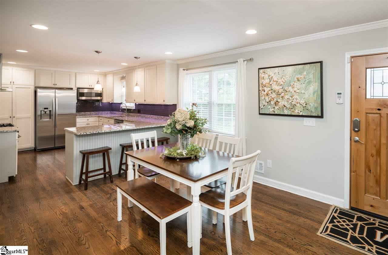 121 Windfield Road Greenville, SC 29607 - Photo 3 of 36