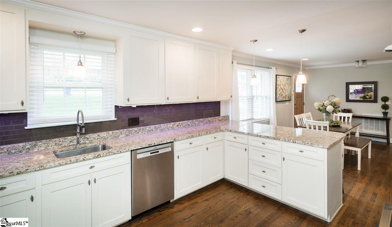 121 Windfield Road Greenville, SC 29607 - Photo 6 of 36
