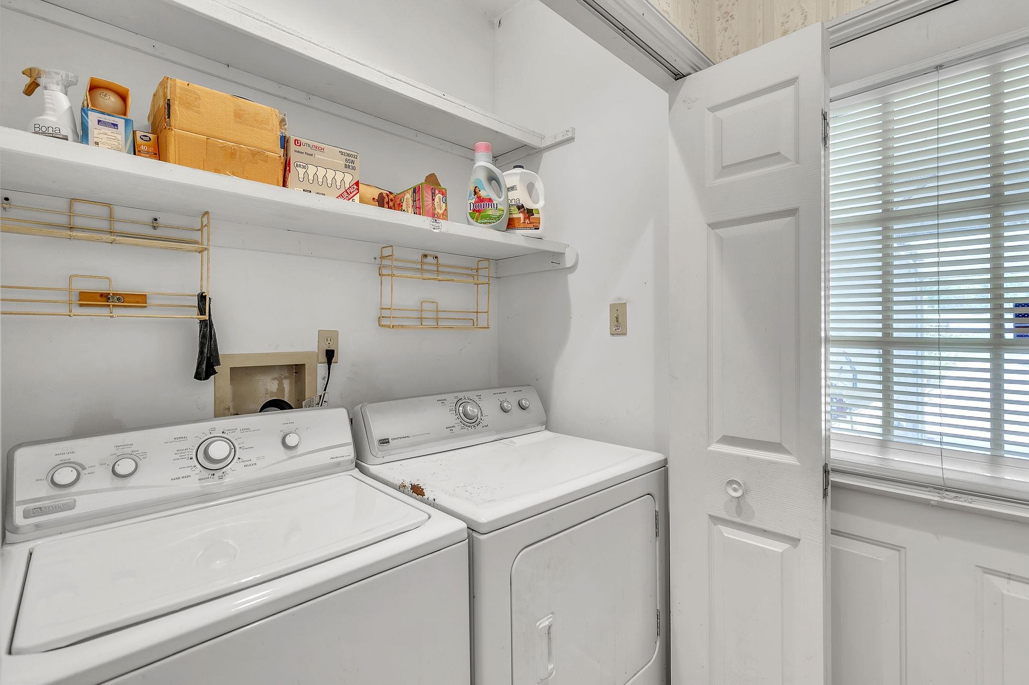 367 Ridgewood Drive Daphne, AL 36526 - Photo 34 of 71 Laundry