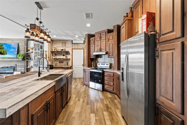 $295,900 | 19621 260th Street, Okeechobee, FL 34972