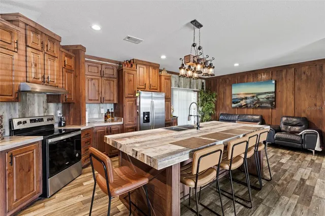 $295,900 | 19621 260th Street, Okeechobee, FL 34972