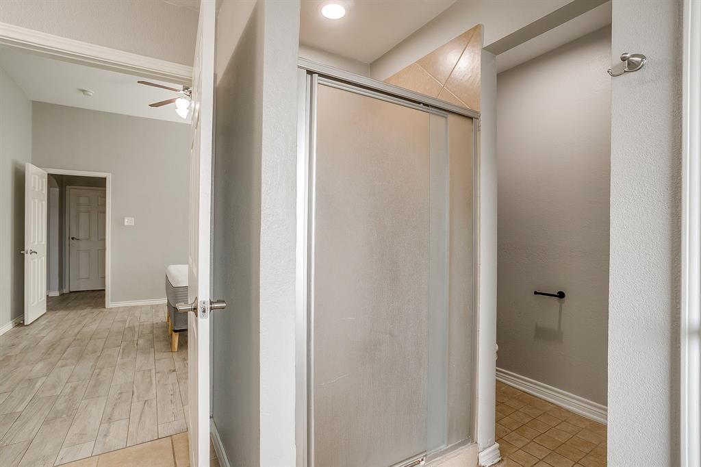636 Clearbrook Street Azle, TX 76020 - Photo 13 of 20