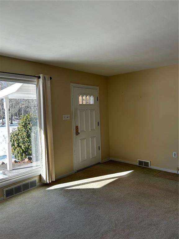 264 Douglass Road Beaver Falls, PA 15010 - Photo 11 of 35 entrance into living room