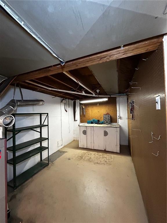 264 Douglass Road Beaver Falls, PA 15010 - Photo 30 of 35 workshop area in basement