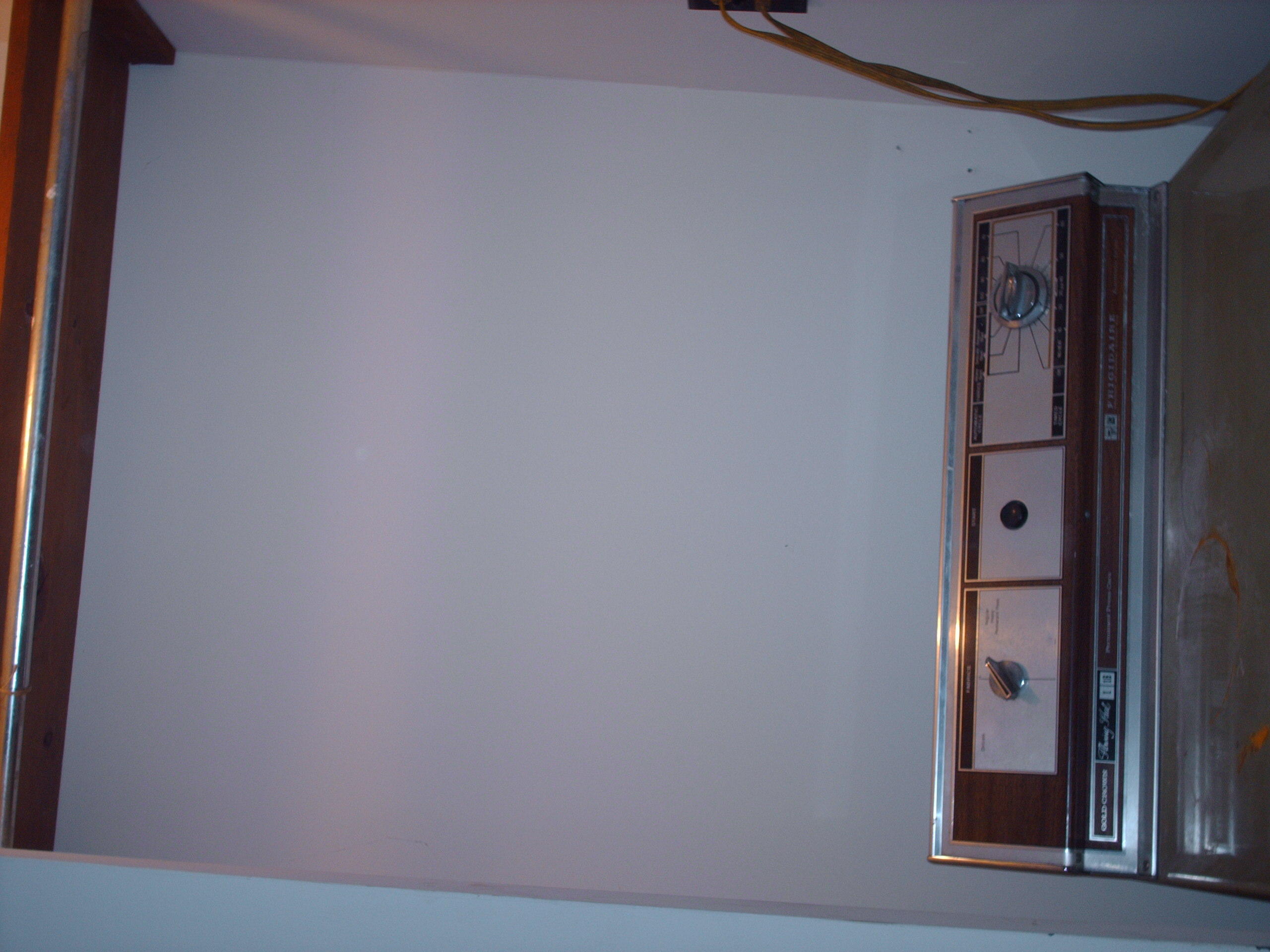 213 Rochester Avenue Middlesboro, KY 40965 - Photo 11 of 14 closet