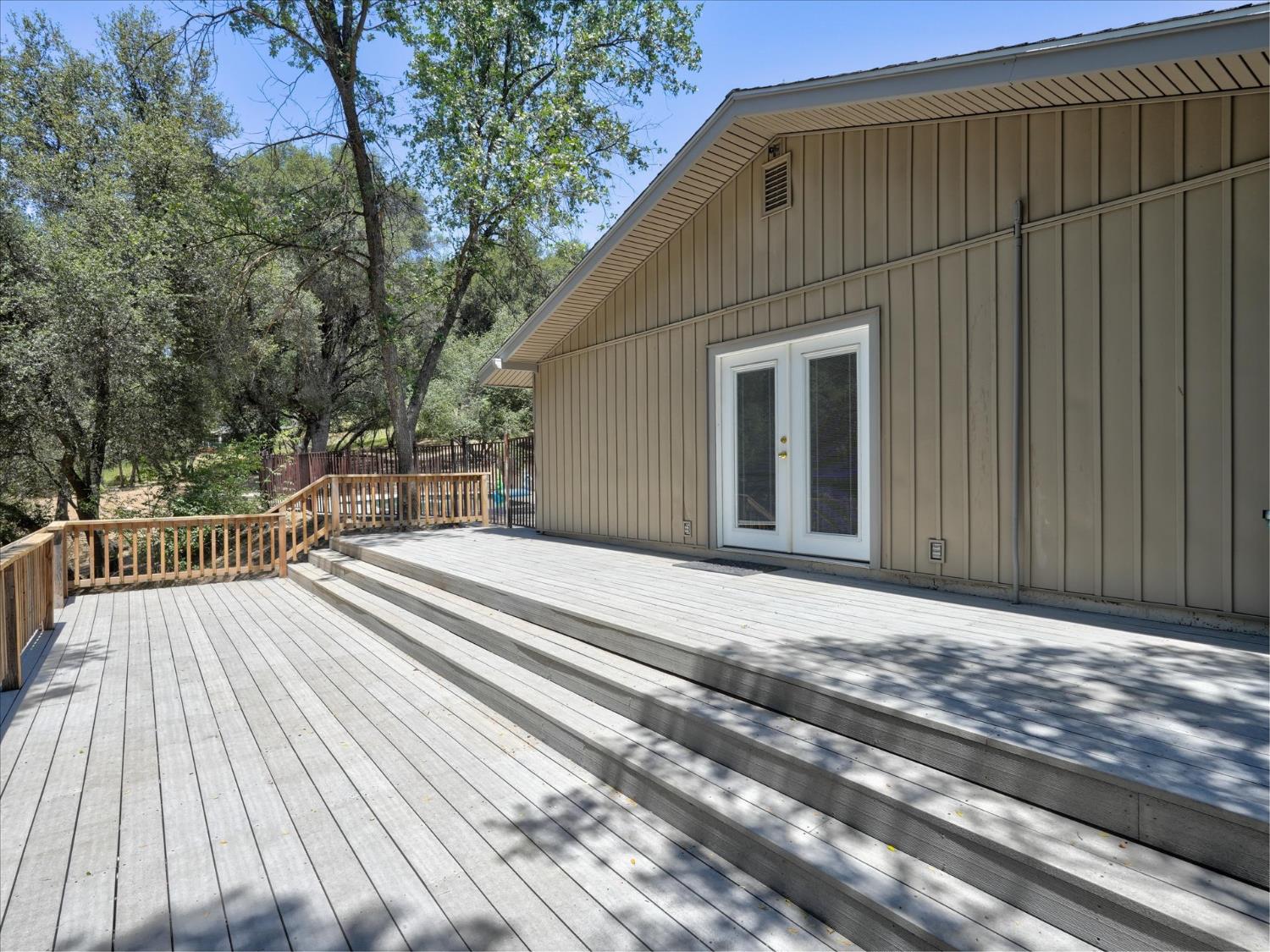 49020 Manzanita Road Oakhurst, CA 93644 - Photo 48 of 61