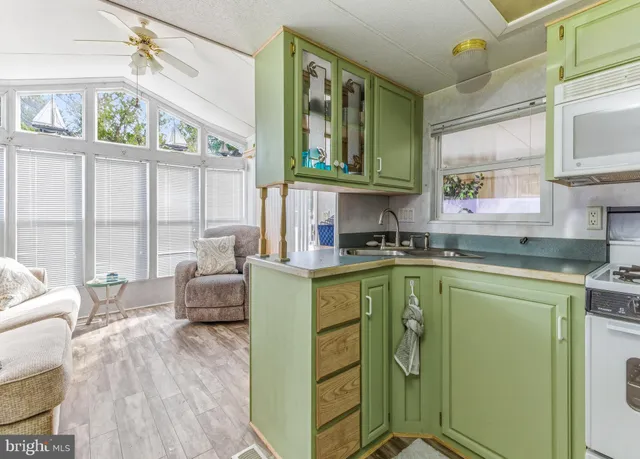 $74,000 | 709 Us 9 Cape, Unit 170, Cape May, NJ 08204