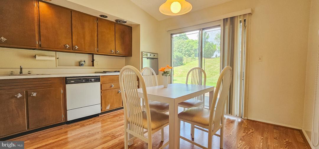 3408 Manor Hill Road Baltimore, MD 21208 - Photo 10 of 42