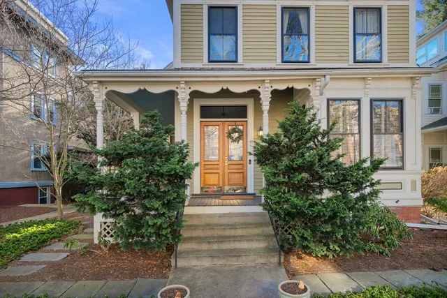 $2,975,000 | 6 Forest Street, Cambridge, MA 02140