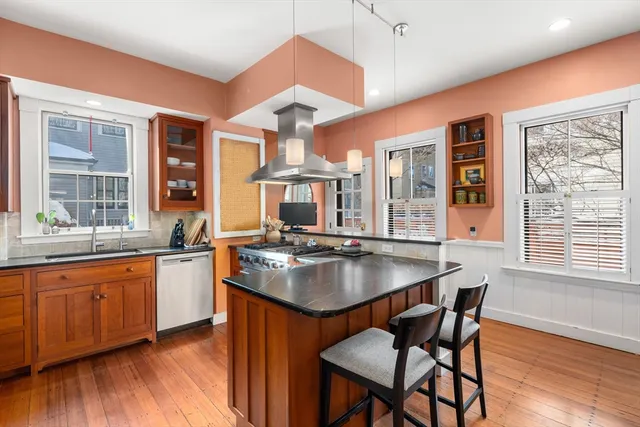 $2,975,000 | 6 Forest Street, Cambridge, MA 02140