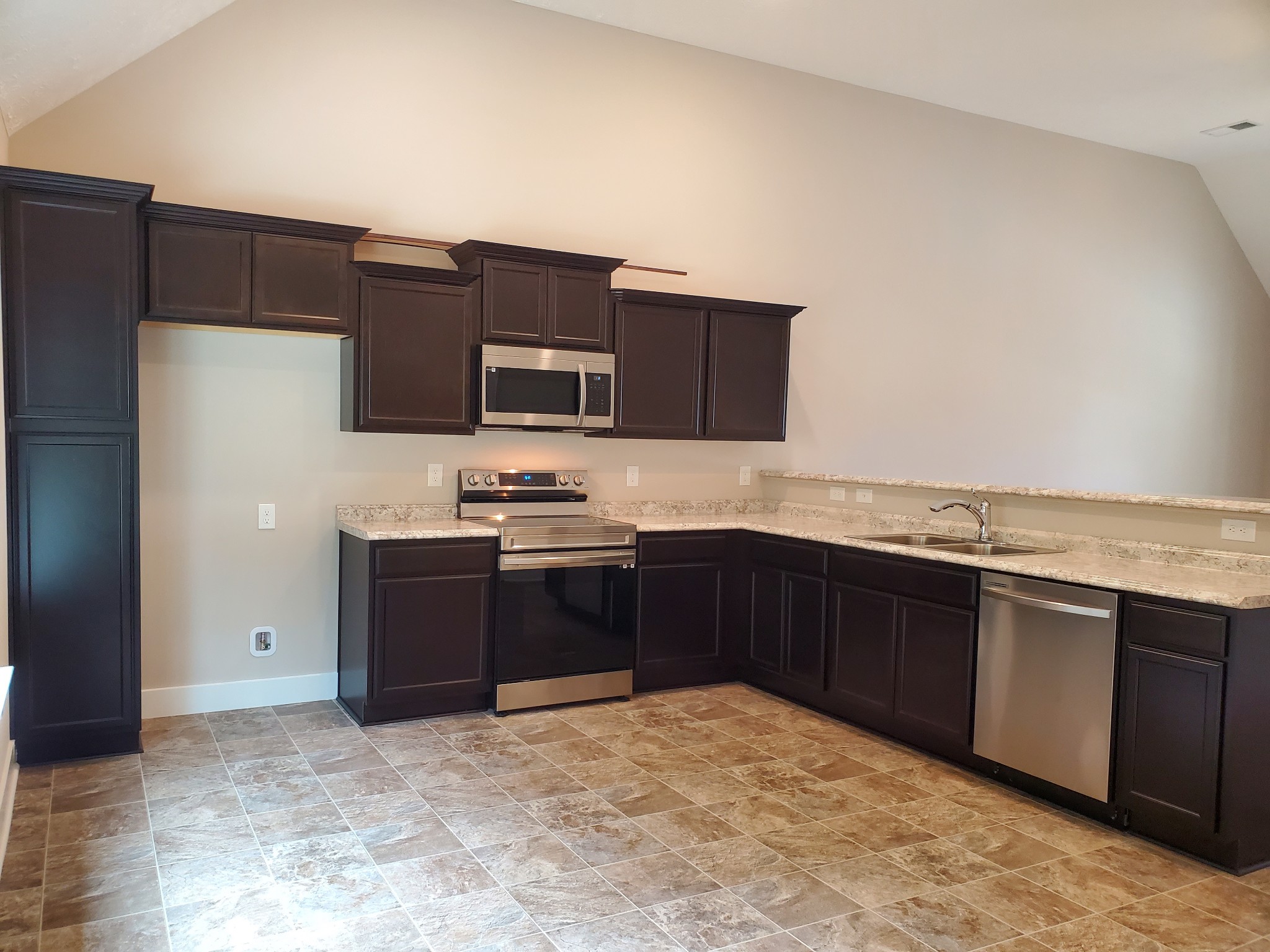 2432 Red Barn Road Christiana, TN 37037 - Photo 13 of 40 Gallery Image 13