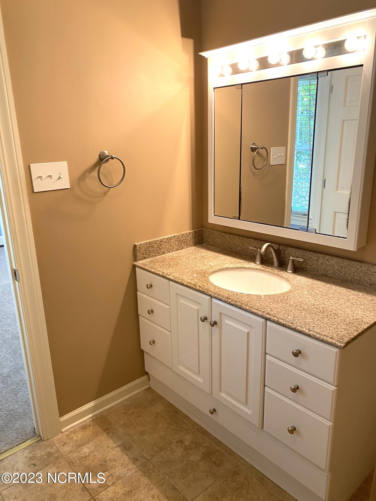412 Rockledge Road New Bern, NC 28562 - Photo 36 of 51 IMG_6371