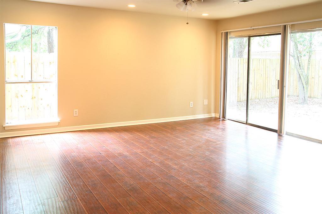 9 Wolfhound Lane The Woodlands, TX 77380 - Photo 16 of 20