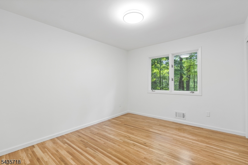 1 Fernwood Road Warren, NJ 07059 - Photo 27 of 41