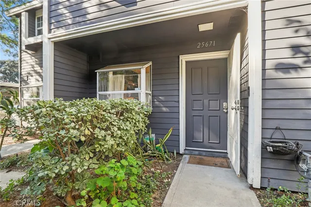 a view of a front door of the house