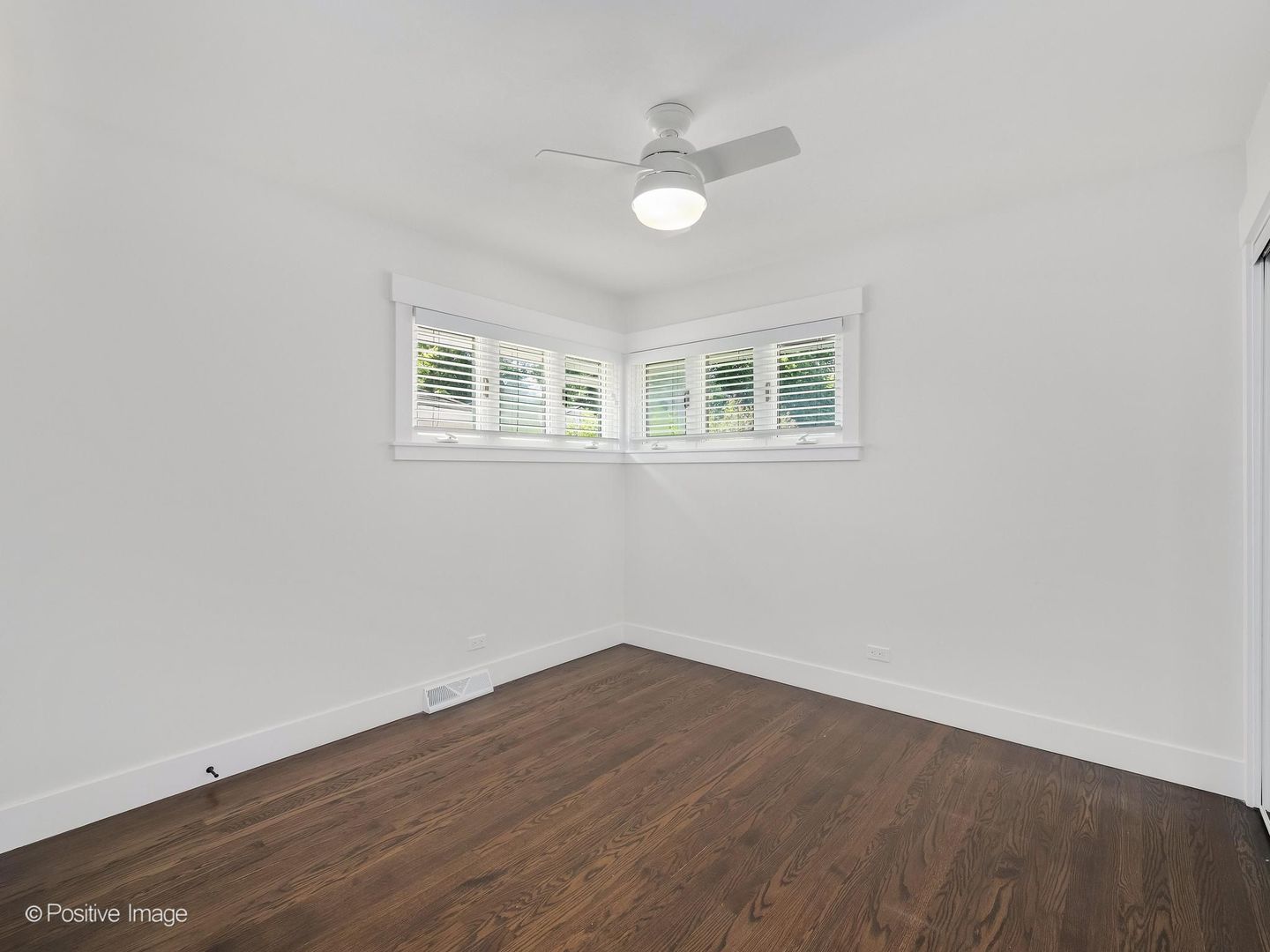 808 Delles Road Wheaton, IL 60189 - Photo 16 of 27