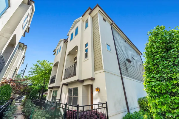 $3,000 | 1826 Anita Street, Houston, TX 77004