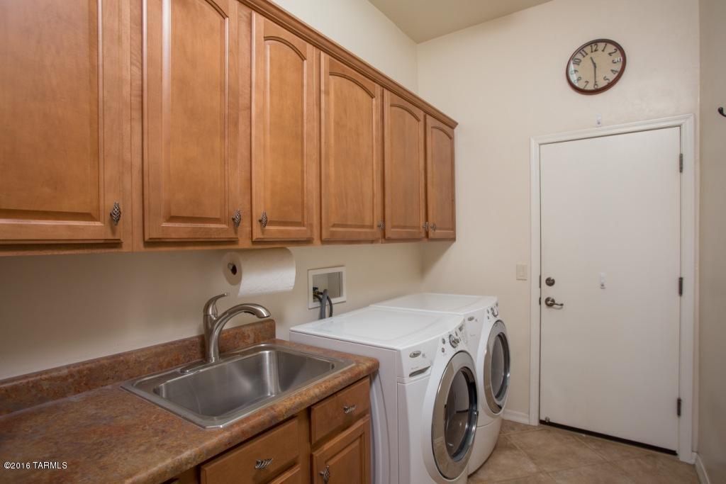 11871 North Sage Brook Road Oro Valley, AZ 85737 - Photo 6 of 8