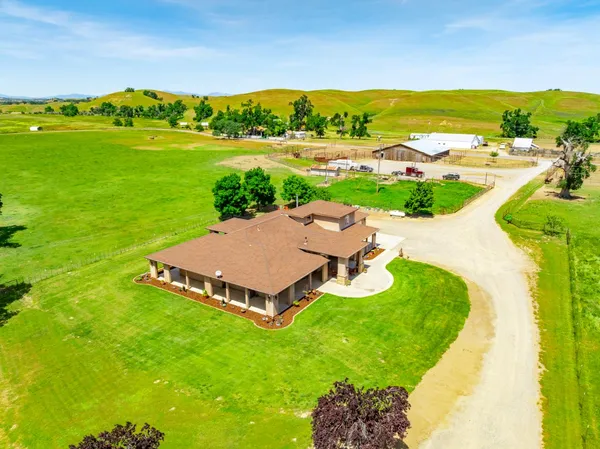 $2,375,000 | 15605 Johnson Road, Red Bluff, CA 96080
