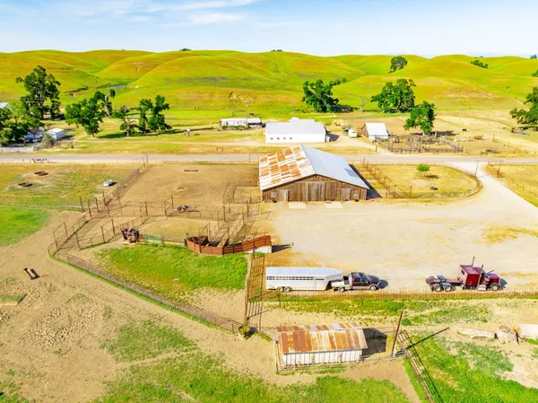 $2,375,000 | 15605 Johnson Road, Red Bluff, CA 96080