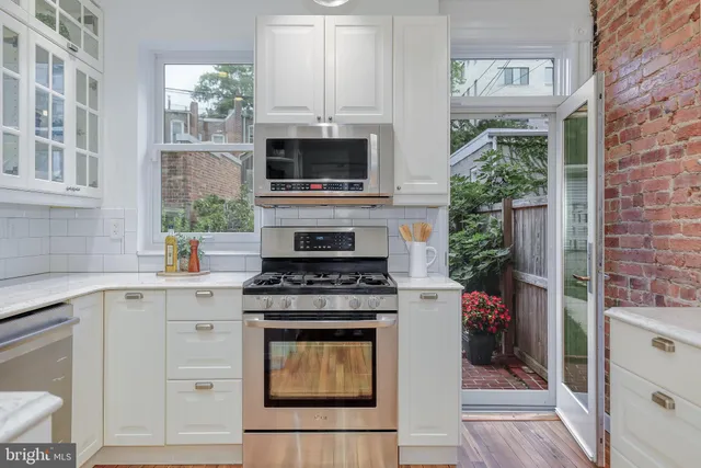 $995,000 | 1617 V Street Northwest, Washington, DC 20009