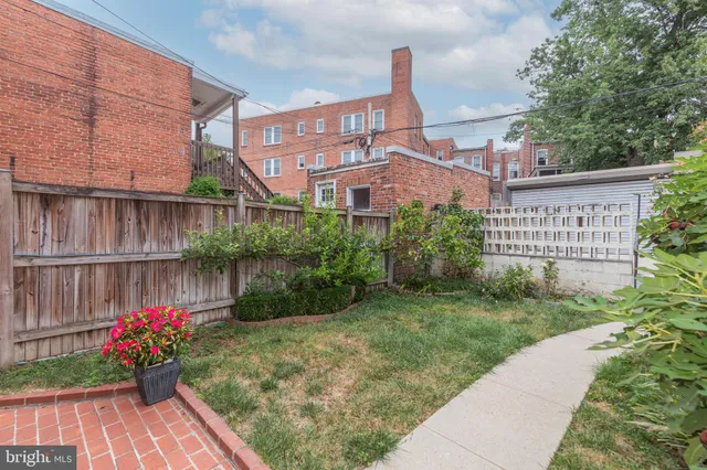 $995,000 | 1617 V Street Northwest, Washington, DC 20009