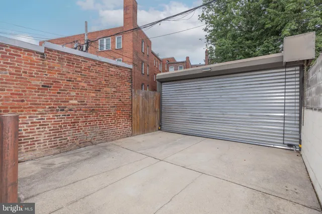 $995,000 | 1617 V Street Northwest, Washington, DC 20009