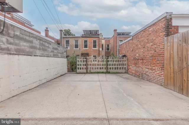 $995,000 | 1617 V Street Northwest, Washington, DC 20009