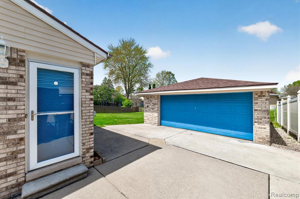 23712 Cedar Ridge Drive Romulus, MI 48174 - Photo 30 of 51 Gallery Image 30