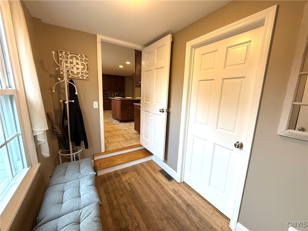 1355 Herkimer Road Utica, NY 13502 - Photo 9 of 48