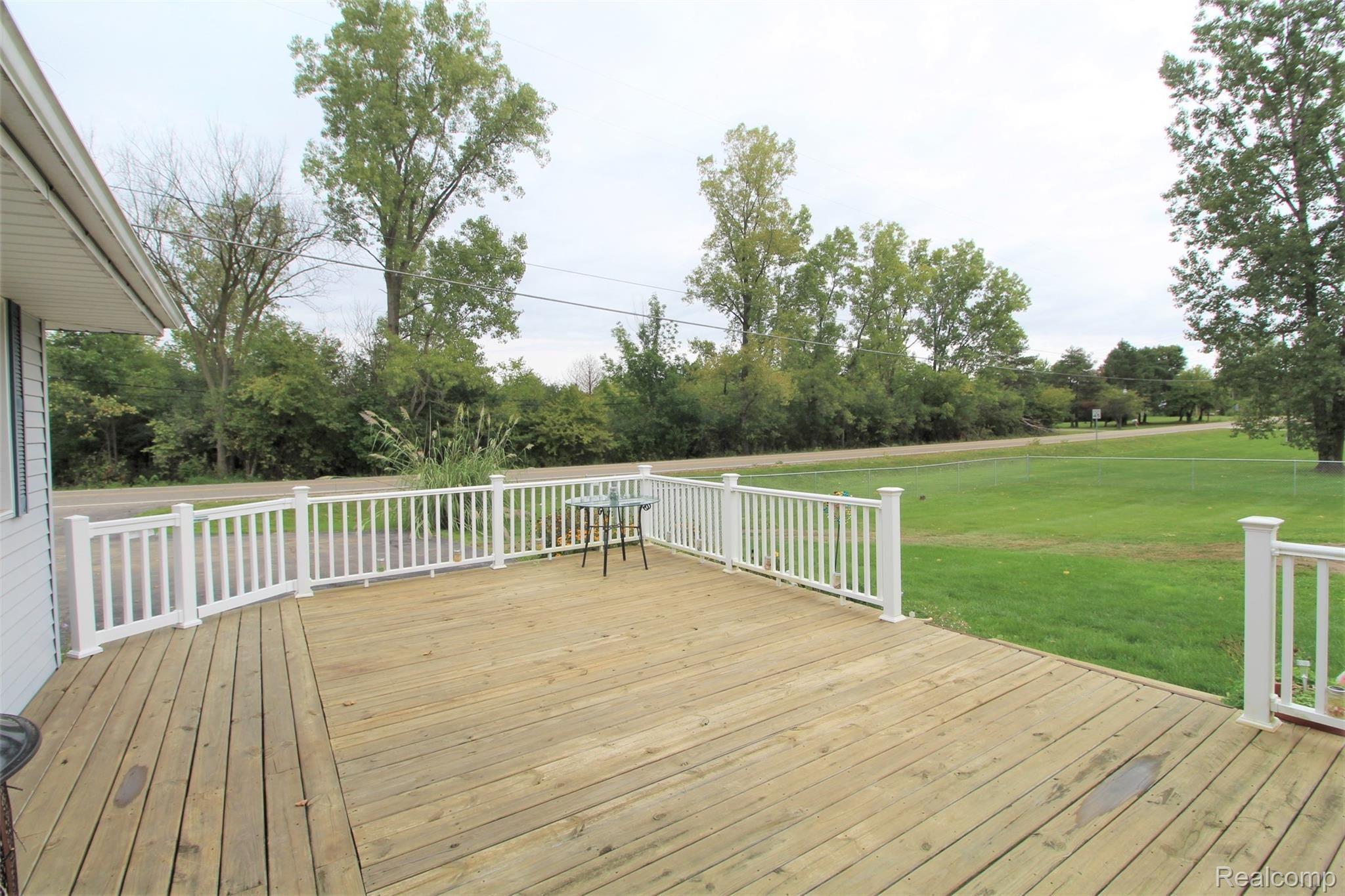 5252 North Center Road Flint, MI 48506 - Photo 28 of 40 IMG_9402.JPG