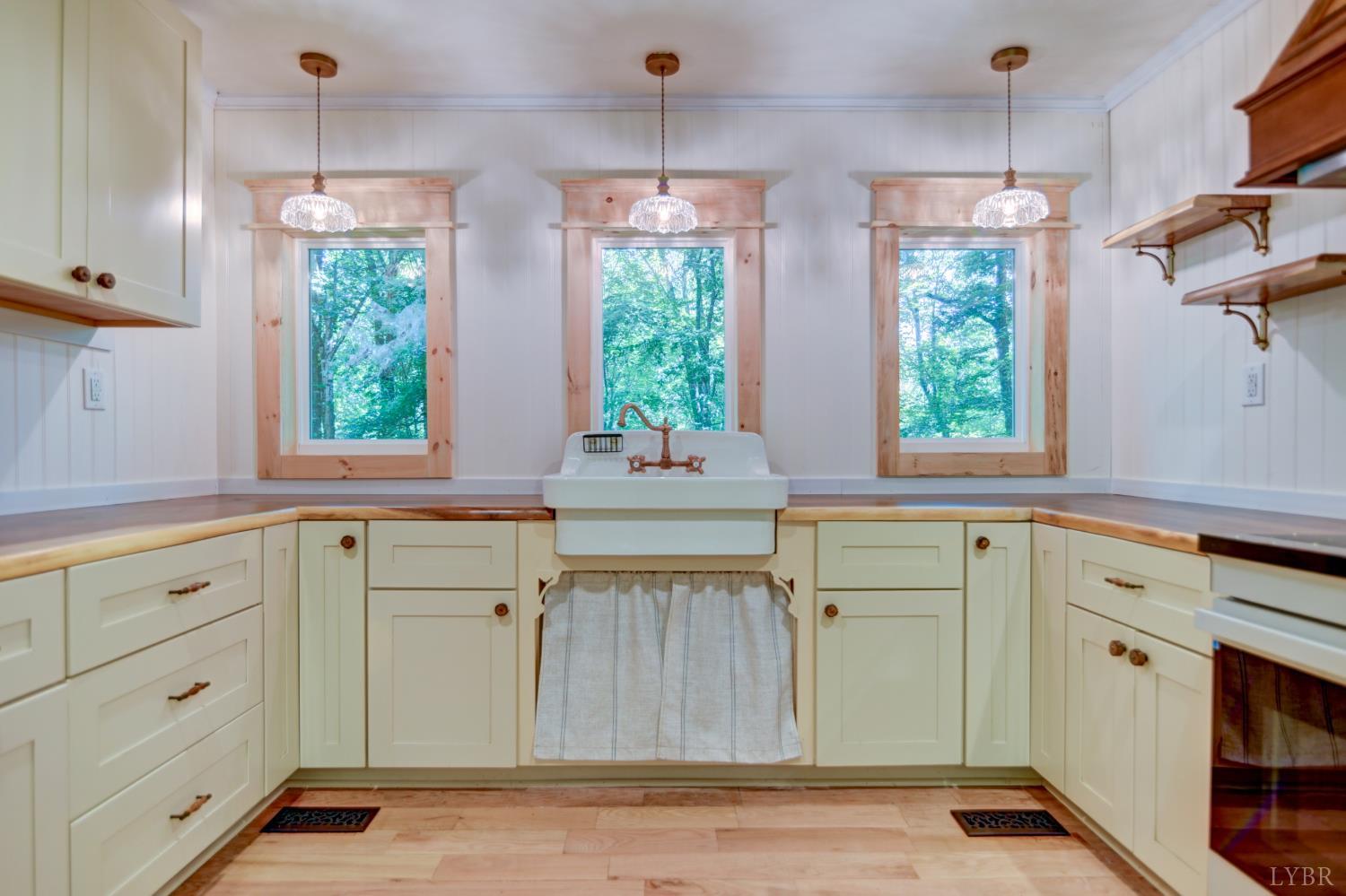 5154 Truman Hill Road Hardy, VA 24101 - Photo 12 of 51 Gallery Image 12